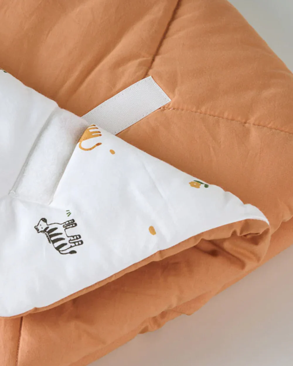 Aariro Quilted Baby Carrier Nest Cum Receiving Blanket-Wild Safari-White & Orange-For Infants - Image 3