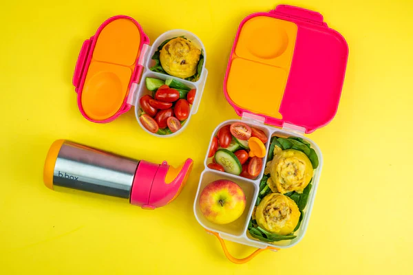 b.box School Essentials Kit-Mini Lunch Box(600ml)-Tritan Straw Sipper(1000ml)-Strawberry-3Y+ - Image 17