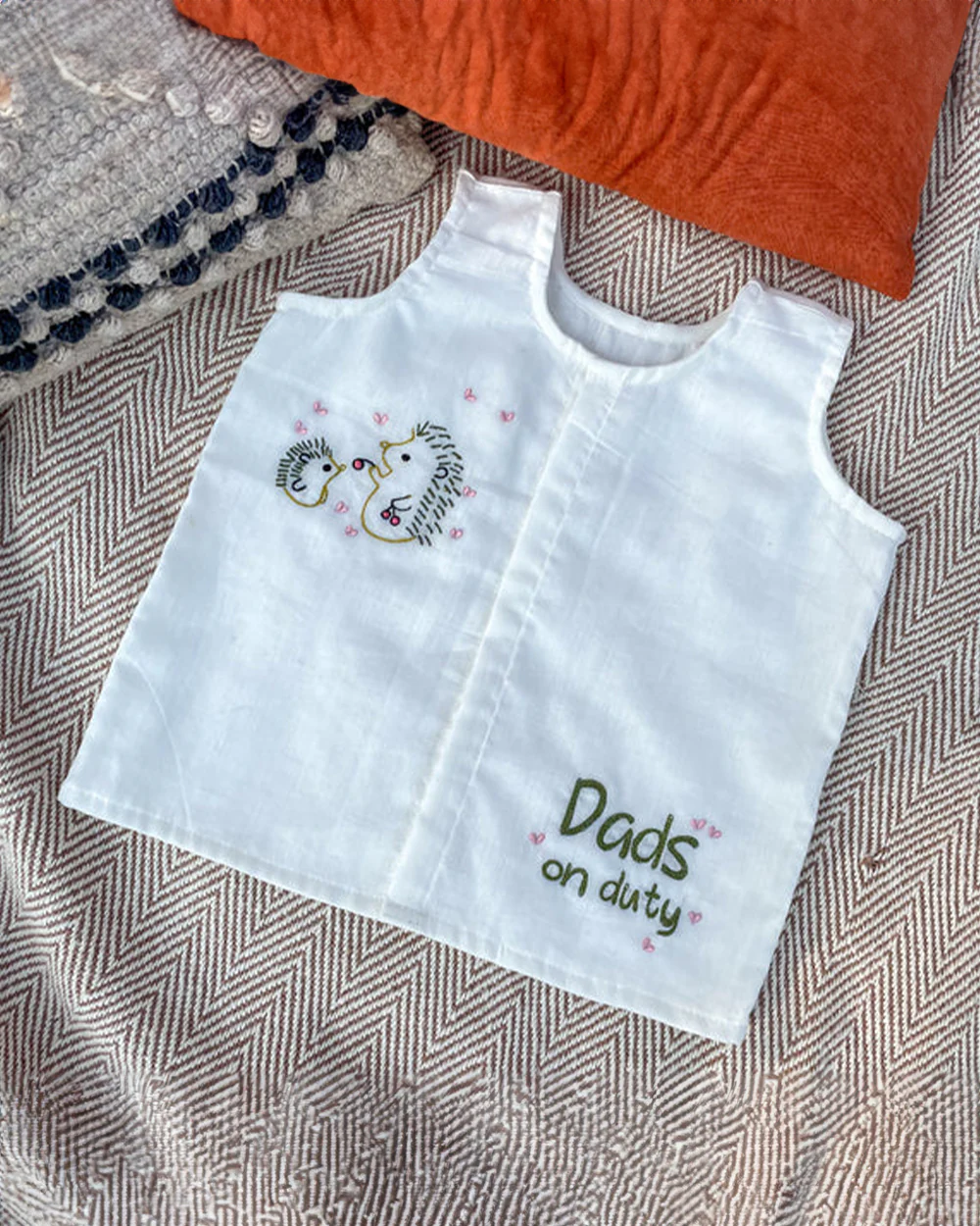 Bhaakur White Hedgehog Top & Shorts Set-100% GOTS Certified Cotton-Sleeveless-For Infants - Image 3