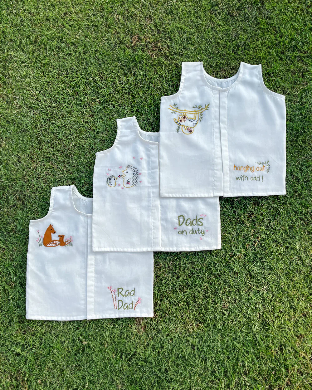 Bhaakur White Printed Jhablas-100% GOTS Certified Cotton-Sleeveless-Pack of 3-For Infants