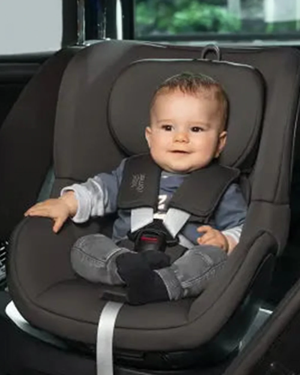 Britax Dualfix Plus Baby Car Seat-Convertible (Front & Rear Facing)-360 Degree Rotation-For 0 to 4Y (Upto 18Kg)-Space Black - Image 11
