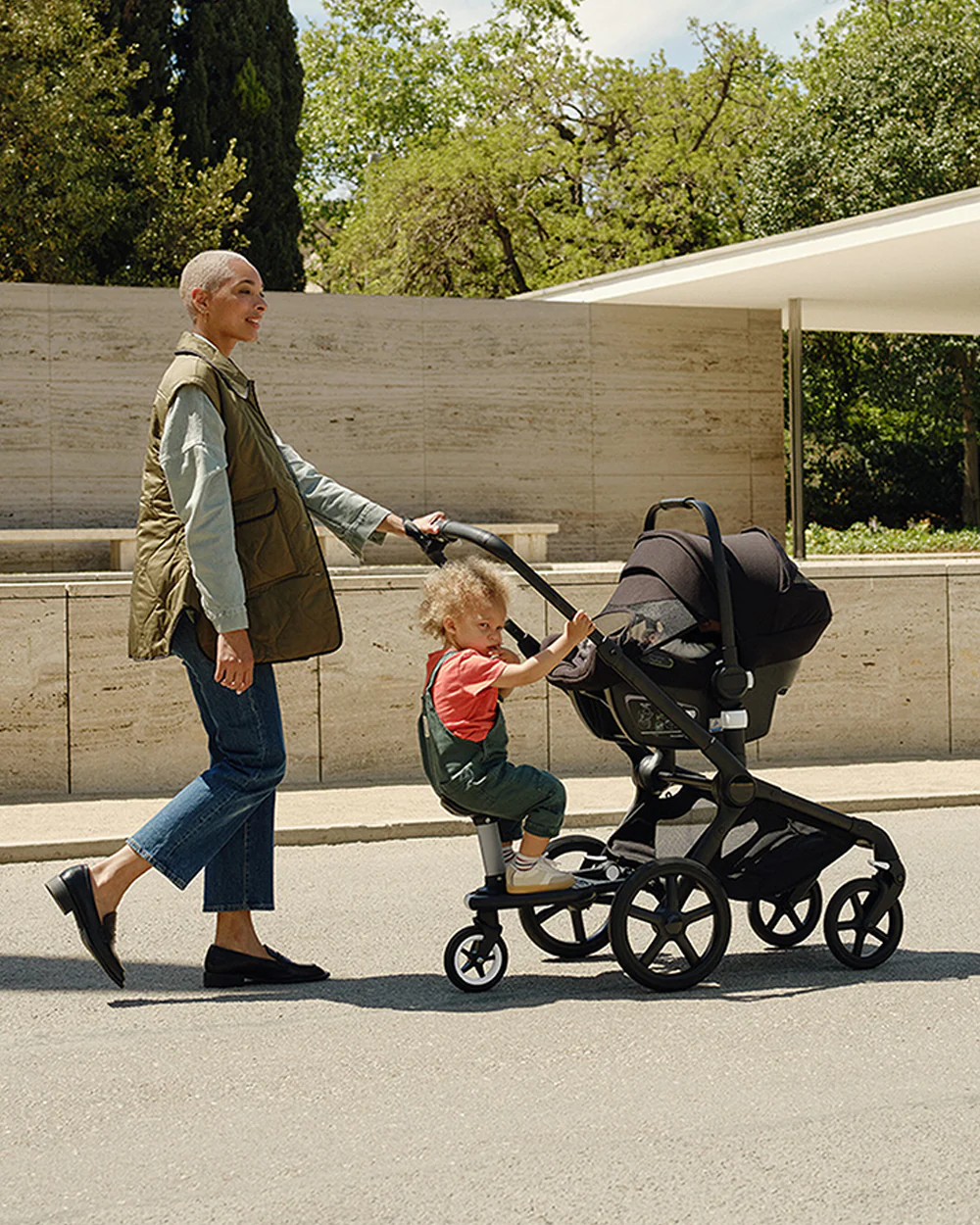 Bugaboo Wheeled Board For Strollers-Compatible With All Bugaboo Strollers-With Detachable Seat-2 Years Warranty-For 2Y+ (Upto 19 Kg)-Black - Image 4