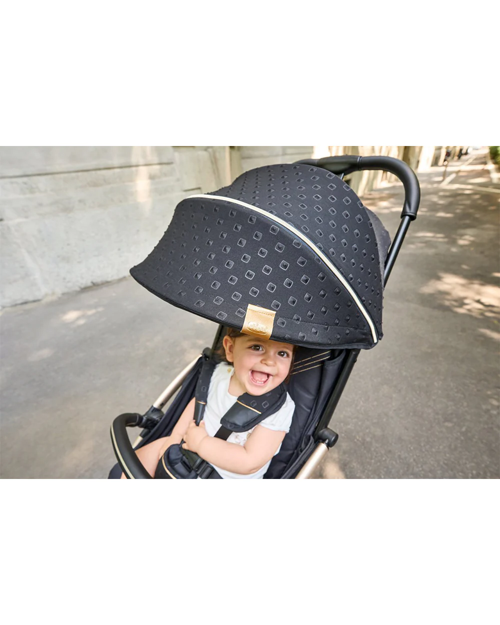 Chicco Goody XPlus Lightweight Stroller-One Hand Fold-Flat Reclining Seat-Big Shock Absorber Wheels-6 Months Warranty-For 0 to 4Y (Upto 22 Kg)-Sandshell - Image 16