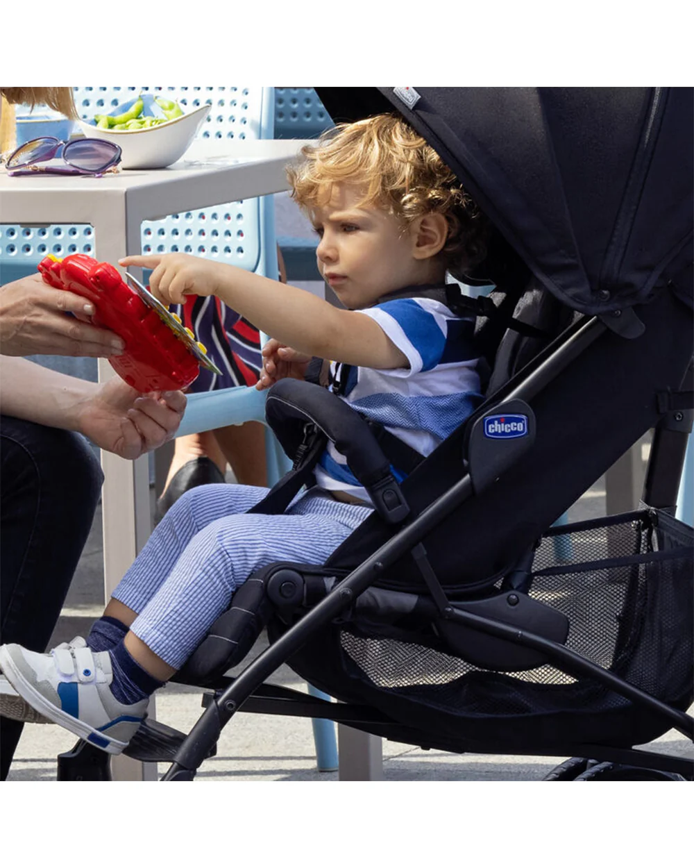 Chicco Lite Way 4 Stroller-Compact Umbrella Fold-Large Canopy-For 0M+ (Upto 22Kg)-Jet Black - Image 10