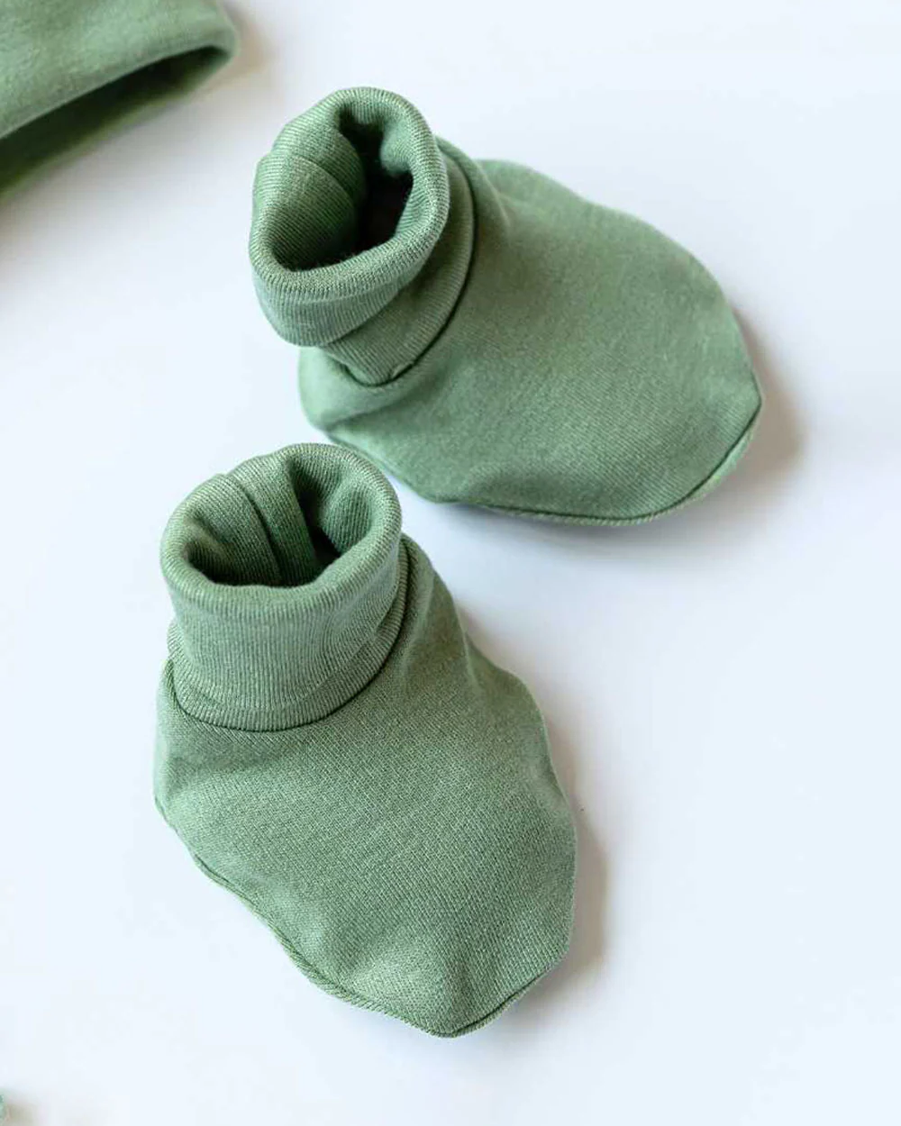 Cocoon Care Sage Green Caps, Booties & Mittens Set-Solid-Bamboo-For Infants - Image 5