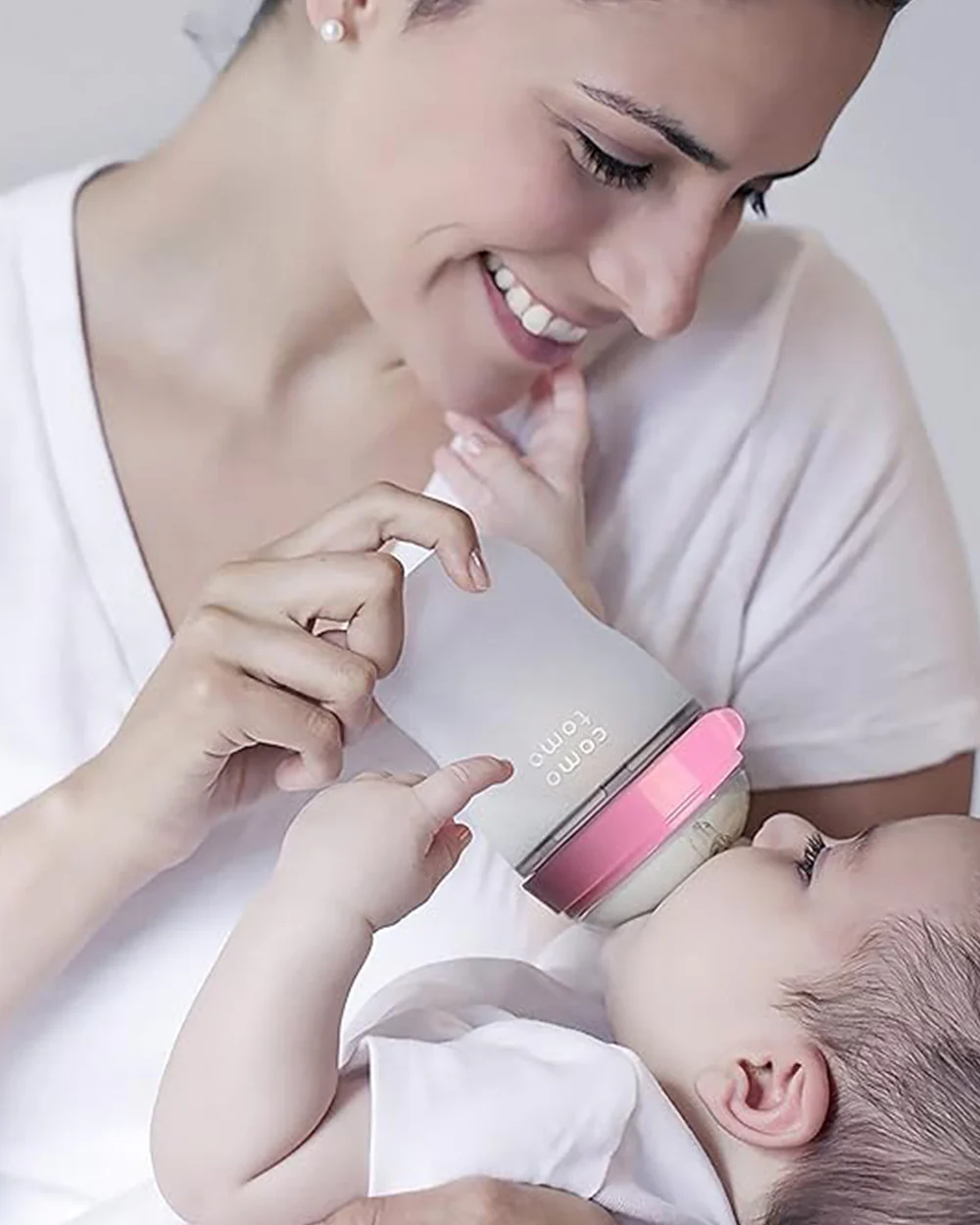 Comotomo Wide Neck Silicone Feeding Bottle-Global Award Winner-With Slow Flow Nipple-0 to 3M-Pack of 2-Dual Anti Colic Vent-150 ml-Pink - Image 6