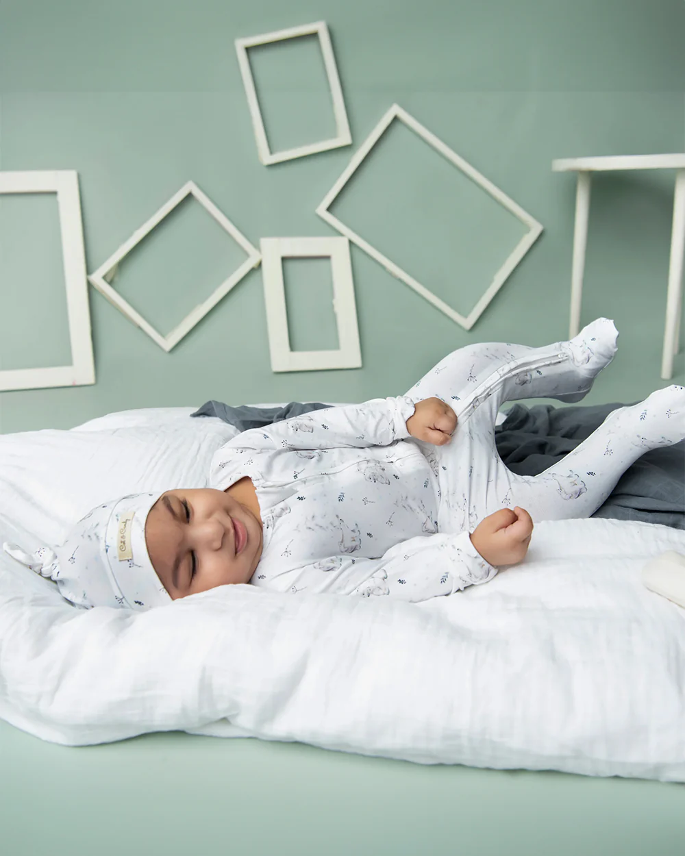 Cot & Candy Baby White Sleepsuit-Constellation Bear-Organic Cotton-For Infants - Image 5
