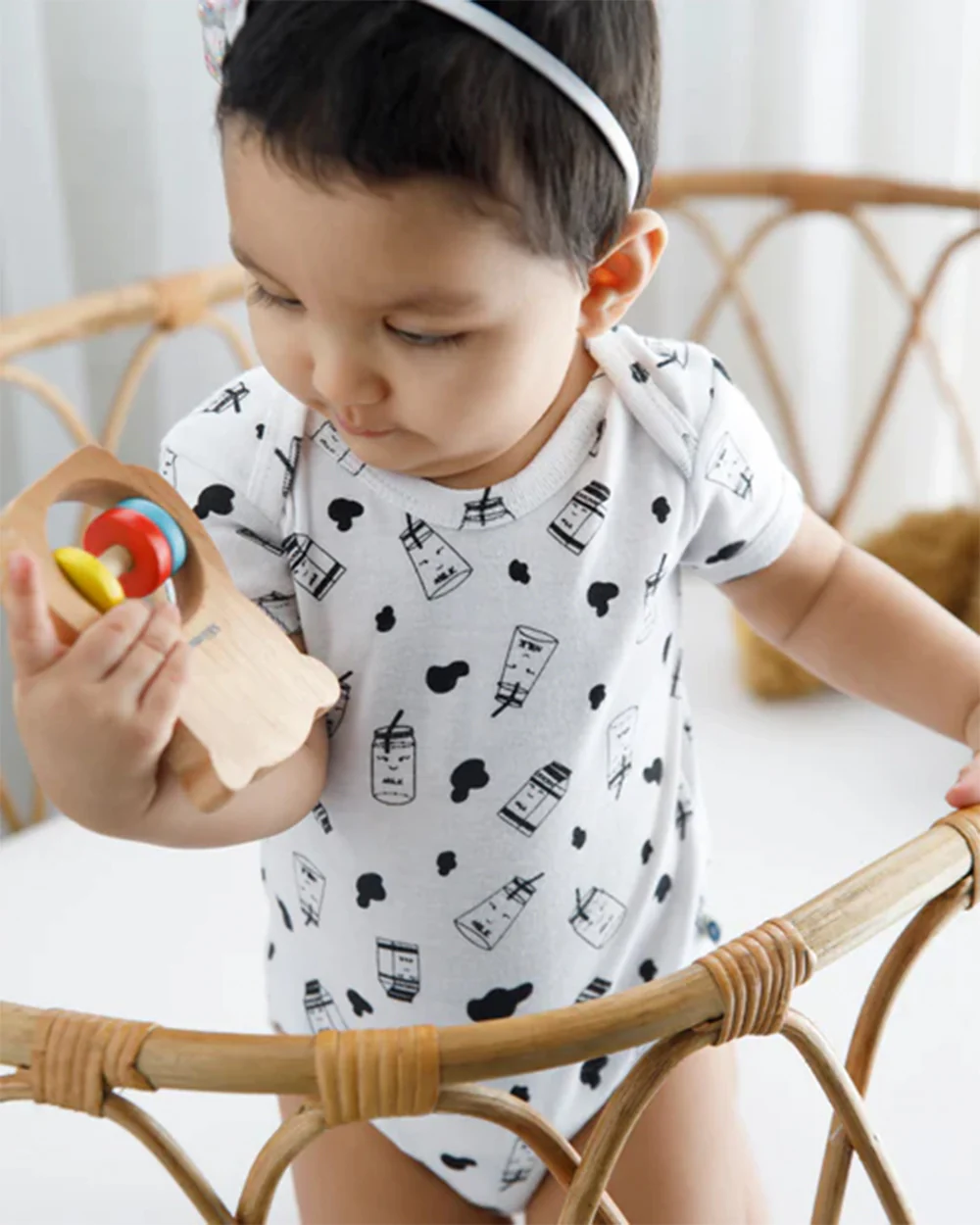 Cotton Bug White & Black Bodysuit-Milk-Organic Cotton-Half Sleeves-Pack of 3-For Infants - Image 4