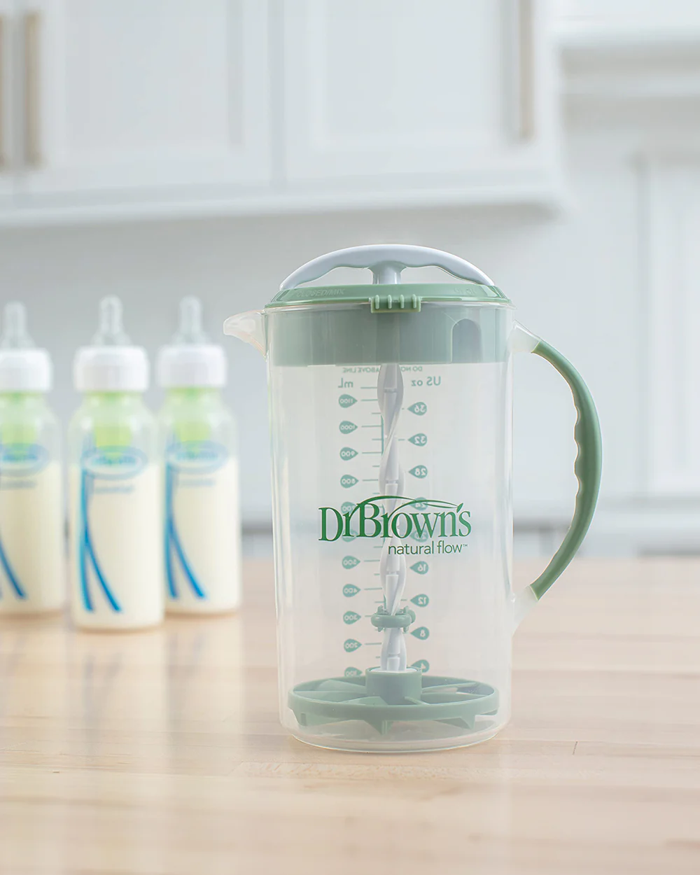 Dr. Brown's Formula Mixing Pitcher-Olive-Easy Pour Spout-1000 ml - Image 2