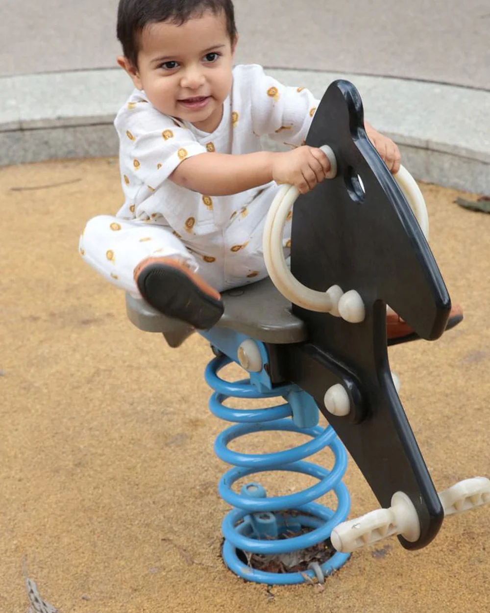 Dulaar Just Lion Around Jogger Set-Printed-Cotton Muslin-For Infants - Image 4