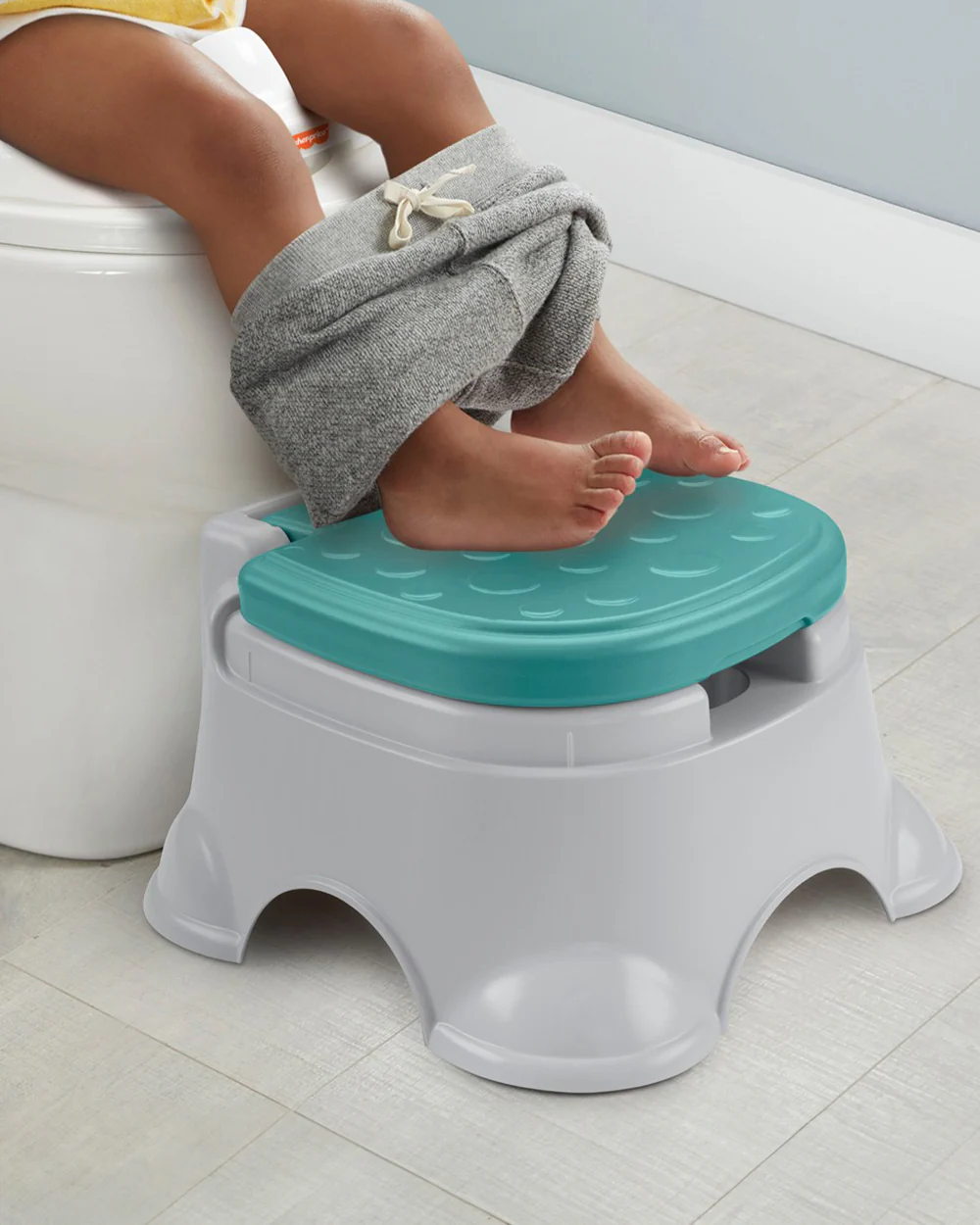 Fisher Price 3 in 1 Potty Chair-Potty Training & Step Stool-With Splash Guard-6 to 24M-Grey & Green - Image 9