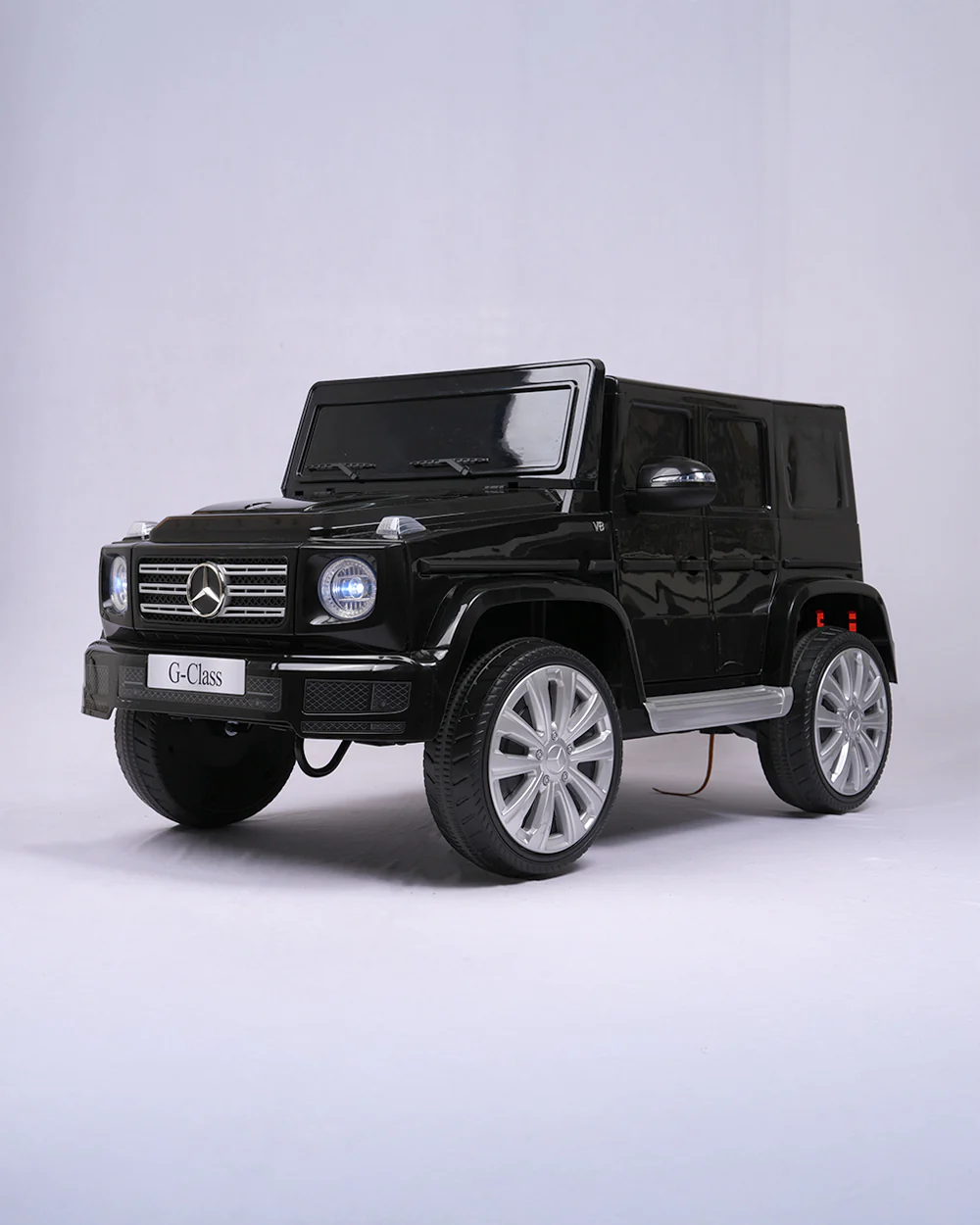 G Wagon Ride On Car-Battery Operated-With Manual or Remote Option to Steer-Tough Tires with Rear Suspension-Integrated Music-Emotorad-For 3Y+ (Upto 30 kg)-Black - Image 14