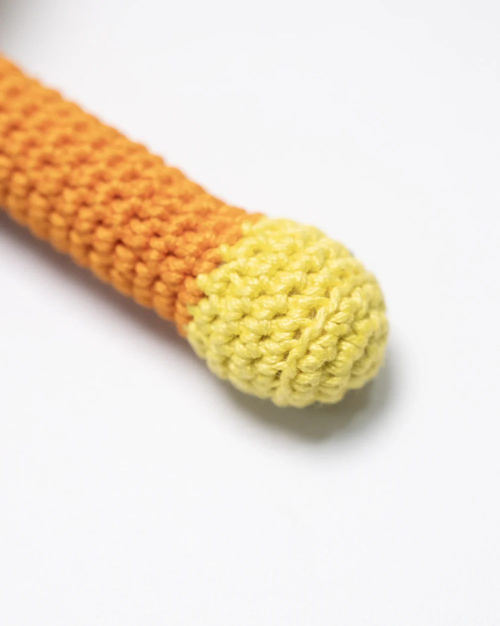 Happy Threads Rainbow Pals Giraffe Crochet Rattle Toy-Teething Relief & Easy to Grasp-For Infants - Image 4