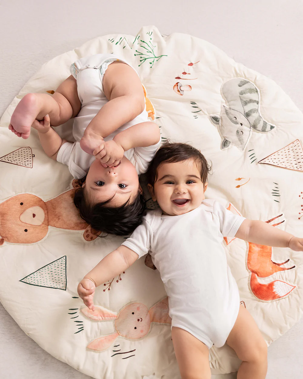 Haus & Kinder Woodland Animals Baby Activity Mat with Animal Rattles-Indoor Toy-0M+ - Image 5