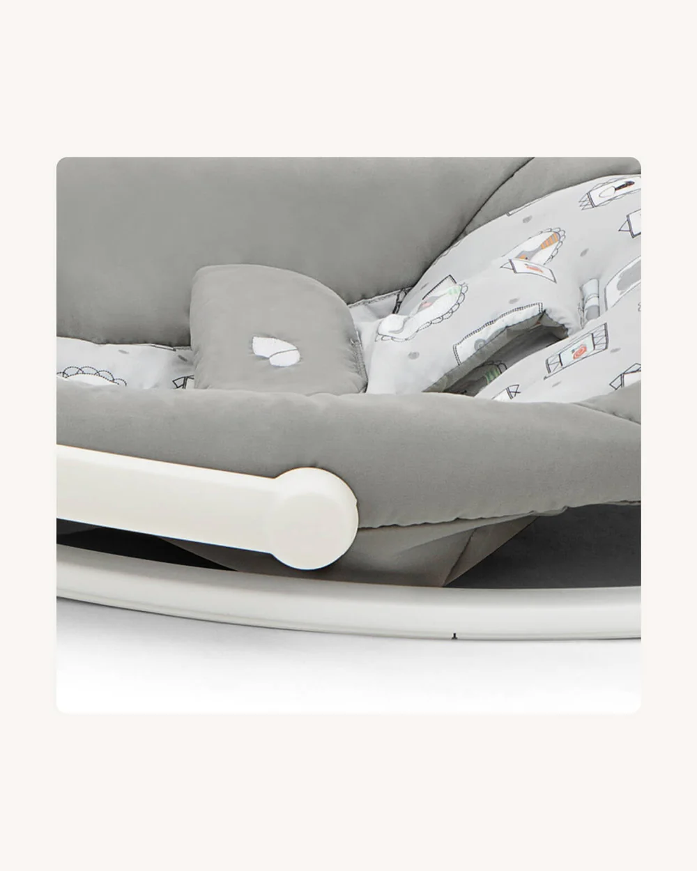 Joie Dreamer Rocker & Bouncer-3 Position Reclining Seat-2 Position Adjustable Leg Rest-With Removable & Rotating Toy Bar-Battery Operated-2 Years Warranty-Upto 9 Kg-Portrait - Image 5