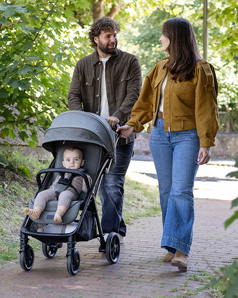 Joie Parcel LX Lightweight Stroller-One Hand Fold-Flat Reclining Seat-Car Seat Compatible-Mesh Window On Canopy-2 Years Warranty-For 0 to 4Y (Upto 22 Kg)-Sandstone - Image 6