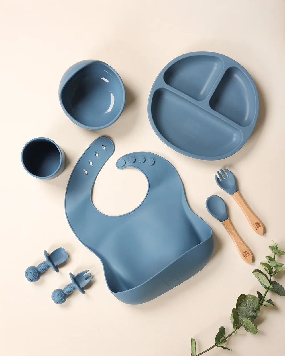 Kicks & Crawl Blue MunchMate Silicone Meal Set-8 Pieces-Suction Base & Divided Sections-Cobalt Blue - Image 2