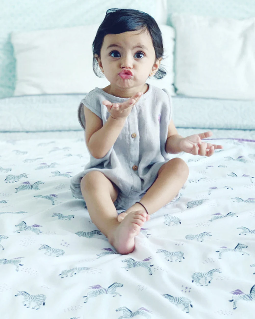 Masilo Grey Romper-Solid-Organic-Cotton-Muslin-For Infants - Image 3