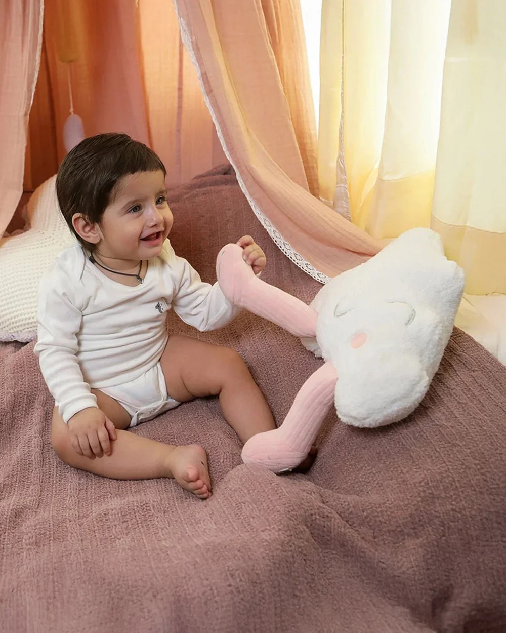 Mi Arcus Mino Cloud Knitted Soft Toy-Machine Washable-Improves Sensory Growth-Pink-For Newborn - Image 2