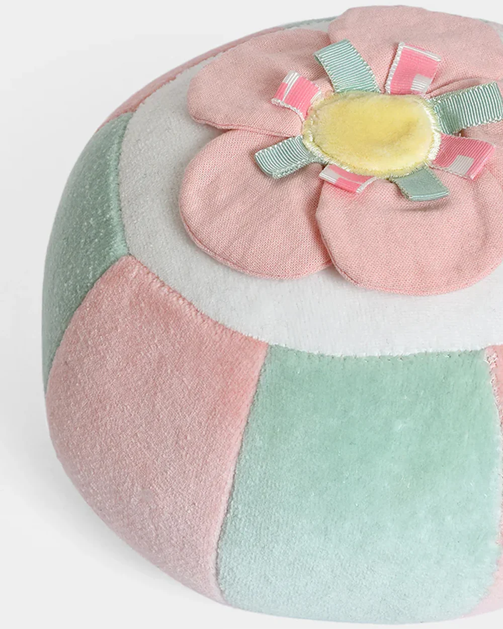 Mi Arcus Sweet Spring Ball-Promotes Tactile Stimulation-Easily Washable-Knitted Soft Toy-Plush Cuddly Toy For Newborn - Image 4