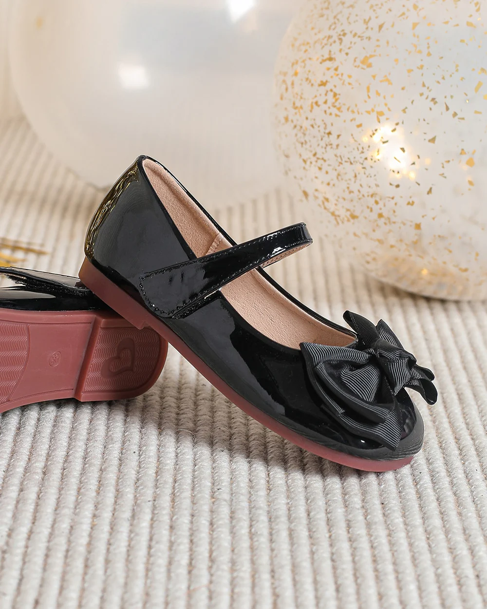 NINO BELLO Black Bow Adorned Velcro Bellies For Infants - Image 3