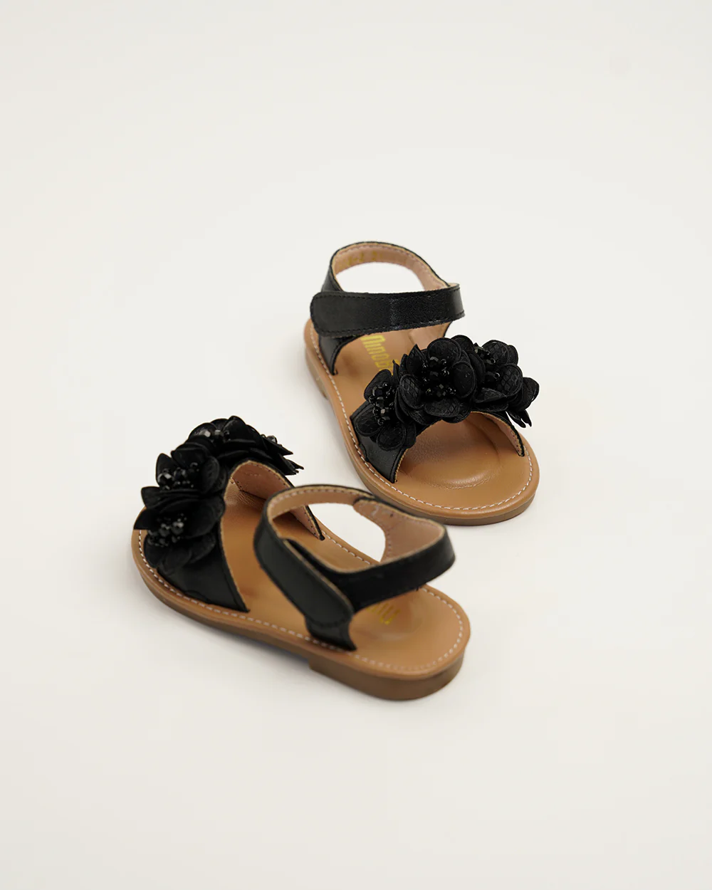 NINO BELLO Black Flower Applique Velcro Sandals For Infants - Image 6