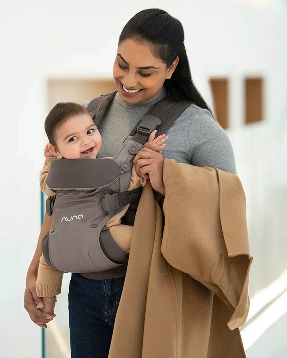 Nuna Cudl Deux Baby Carrier-4 Carrying Positions-Interchangeable Mesh & Cotton Panels For All Weather Comfort-Includes Storage Bag, 2 Bibs, Wristlest Pouch & Harness Covers-For 0 to 3Y (3.5 to 16 Kg)-Shadow - Image 18