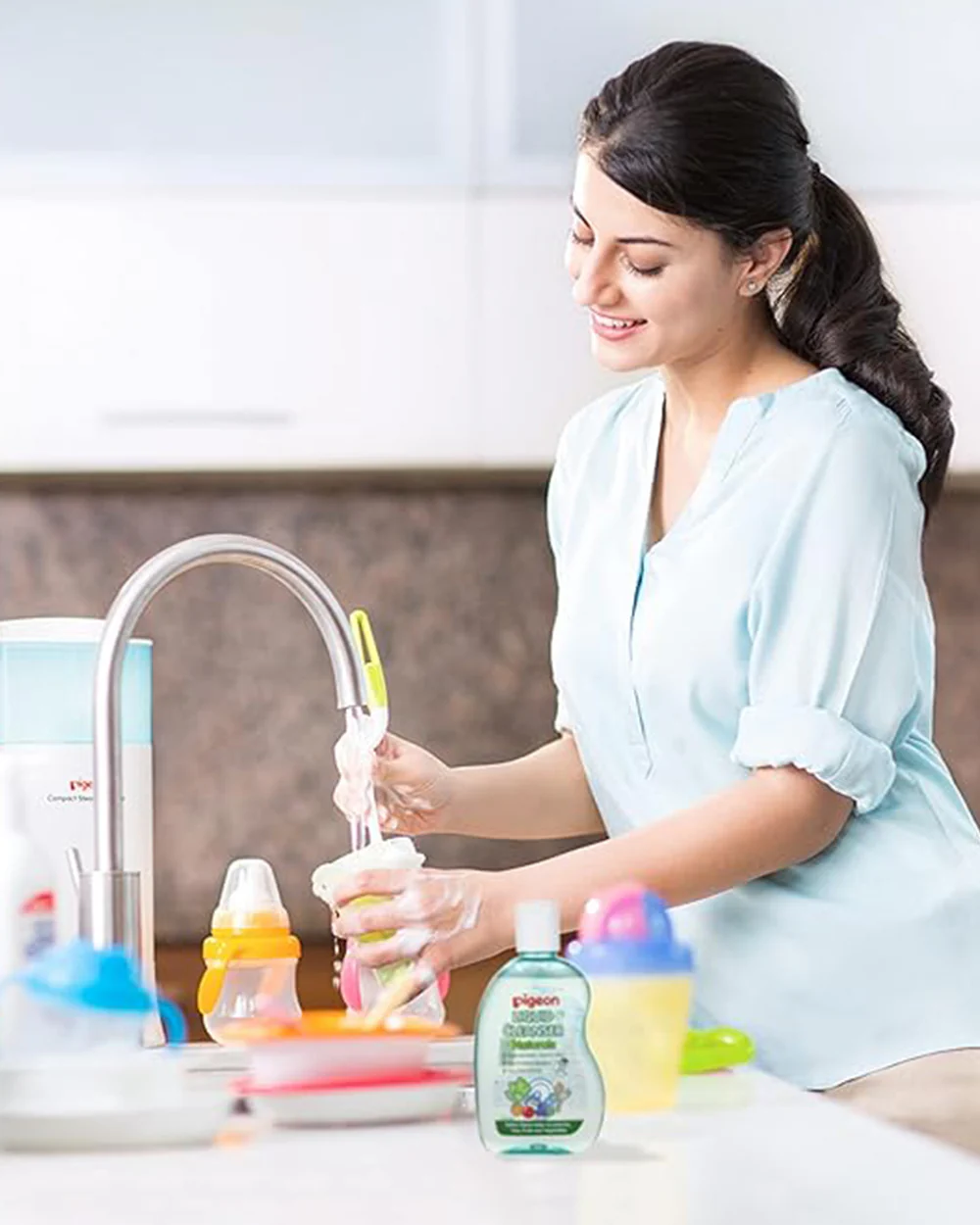 Pigeon Liquid Cleanser Bottle For Baby Feeding Bottle, Feeding Accessories, Fruits and Vegetables - Image 7