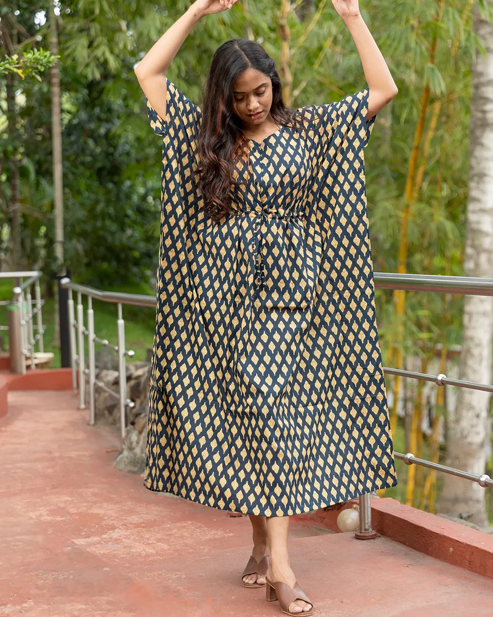 Putchi Navy Blue Maternity Nursing Kaftan-Printed-Muslin-Round Neck-Wide Sleeves-Bump Friendly - Image 2