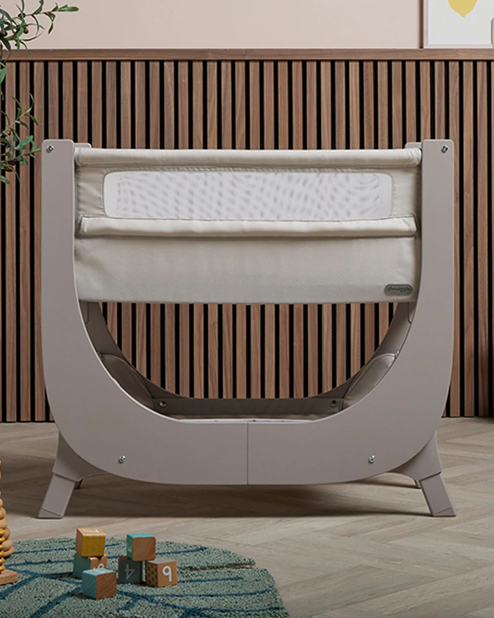 Shnuggle Air Lite Bedside Crib-With Firm, Hypoallergenic Mattress & Hammock Storage-Incline Option For Colic & Reflux-6 Positions Adjustable Height-Both Side Mesh Panels-For 0 to 6M (9 Kg)-Grey - Image 3