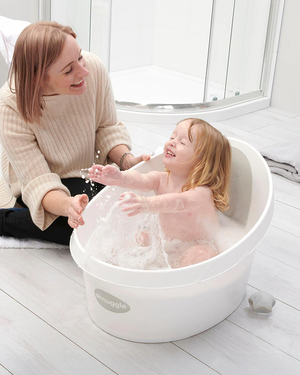 Shnuggle Baby Bath Tub-0 to 48M-with Bather & Jug-White & Grey - Image 6