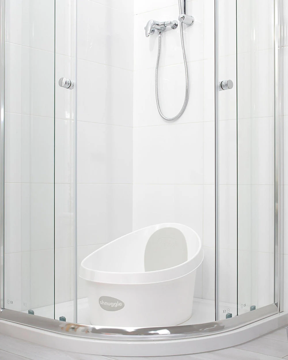 Shnuggle Baby Bath Tub with Bather & Jug-0 to 48M-Pebble Grey - Image 7