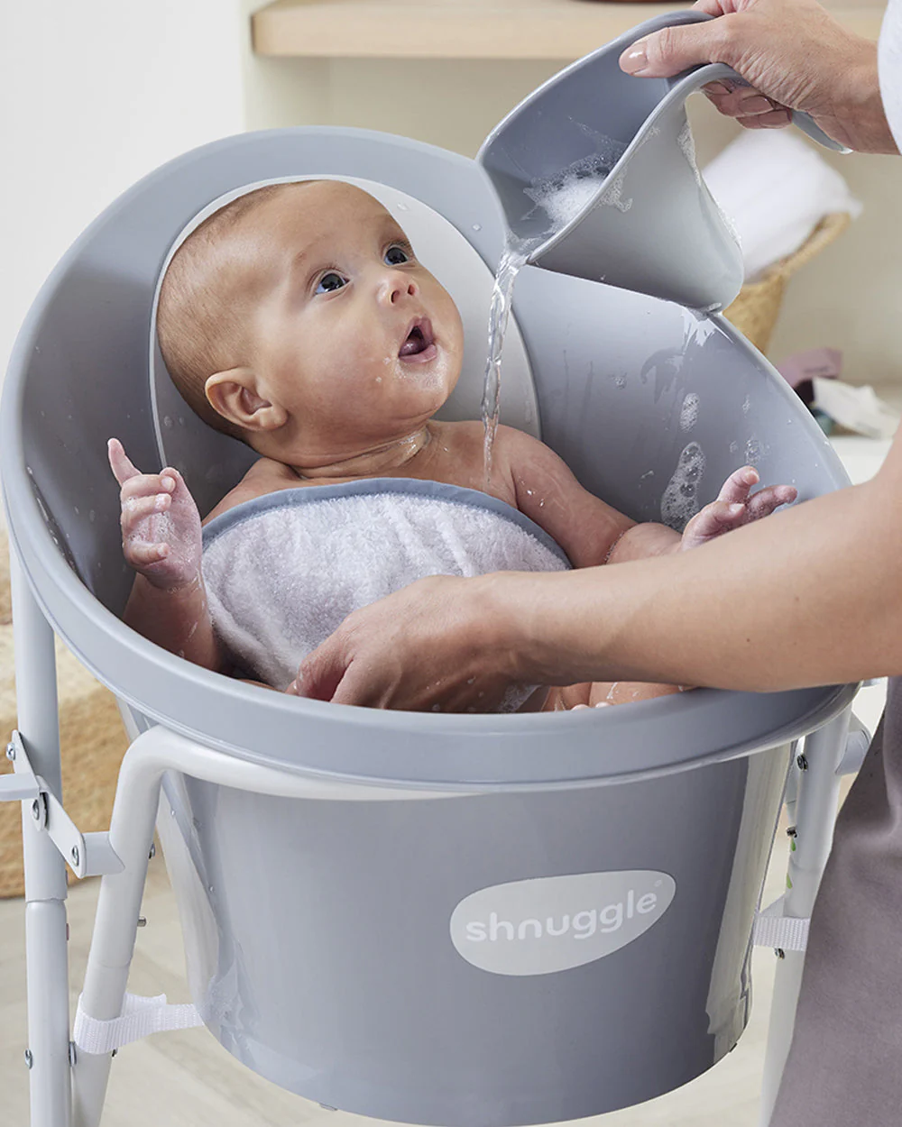 Shnuggle Newborn Bath Tub with Diaper Changing Mat & Bath Jug-0 to 12M-Taupe - Image 6