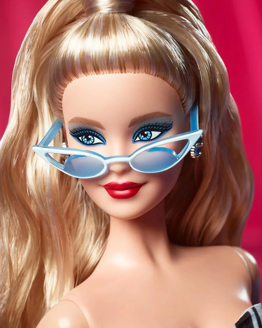 Signature 65th Anniversary Doll with Blonde Hair and Black and White Gown-Promotes Role Play-Doll & Doll Houses-36M+ - Image 4