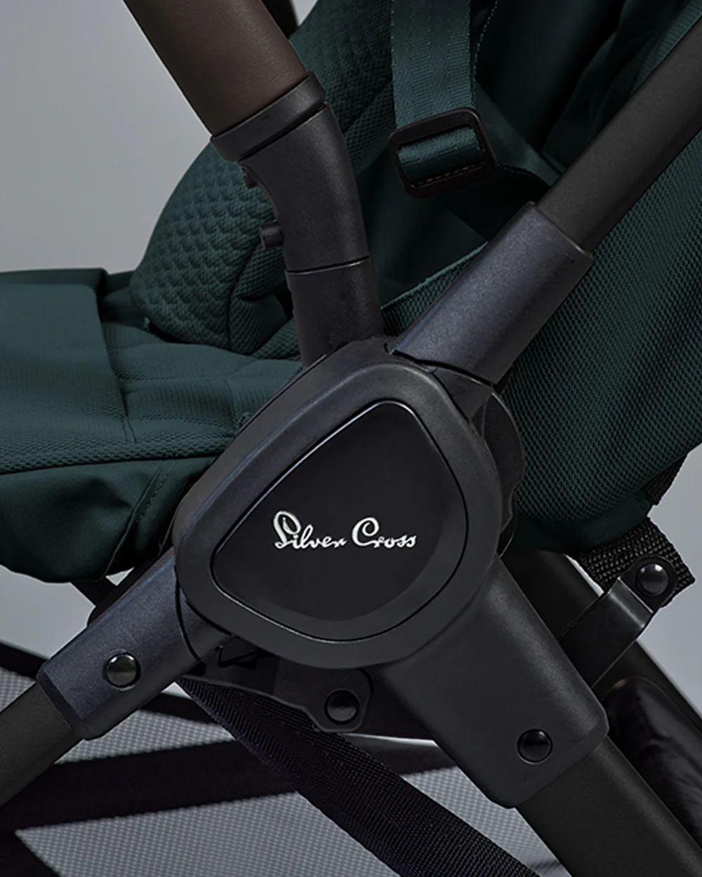 Silver Cross Clic 2 Cabin Friendly Stroller-One Hand Fold-Flat Reclining Seat-Includes Rain Cover-2 Years Warranty-Pram for 0 to 4Y (Upto 22 Kg)-Conifer - Image 15