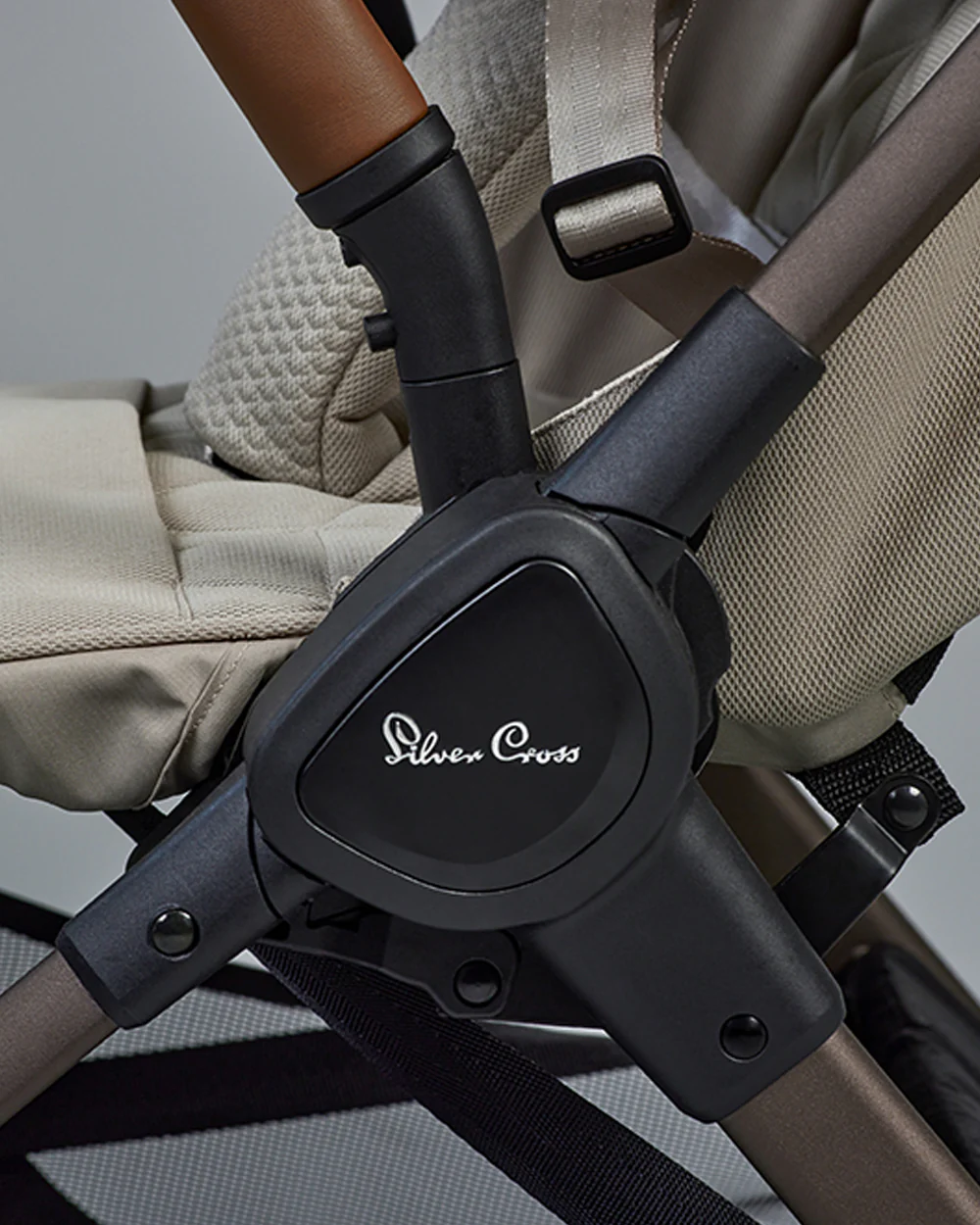 Silver Cross Clic 2 Cabin Friendly Stroller-One Hand Fold-Flat Reclining Seat-Includes Rain Cover-2 Years Warranty-Pram for 0 to 4Y (Upto 22 Kg)-Latte - Image 15
