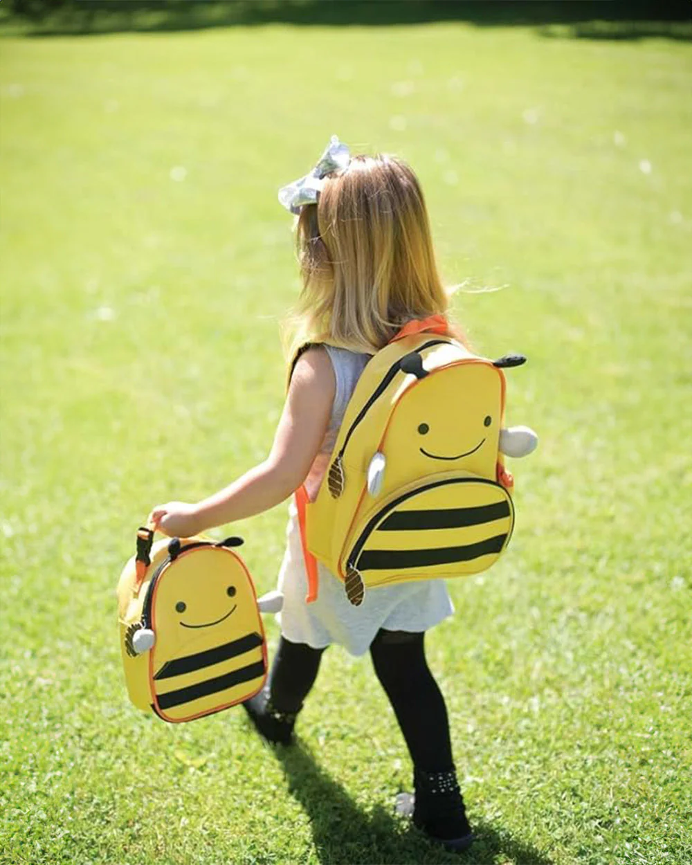 Skip Hop School Essentials Kit-Lunch Box(700ml)-Tritan Straw Sipper(355ml)-Bagpack-Bee-3Y+ - Image 15