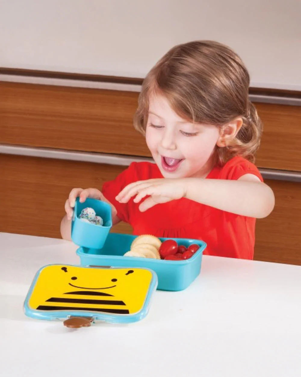 Skip Hop School Essentials Kit-Lunch Box(700ml)-Tritan Straw Sipper(355ml)-Bagpack-Bee-3Y+ - Image 8