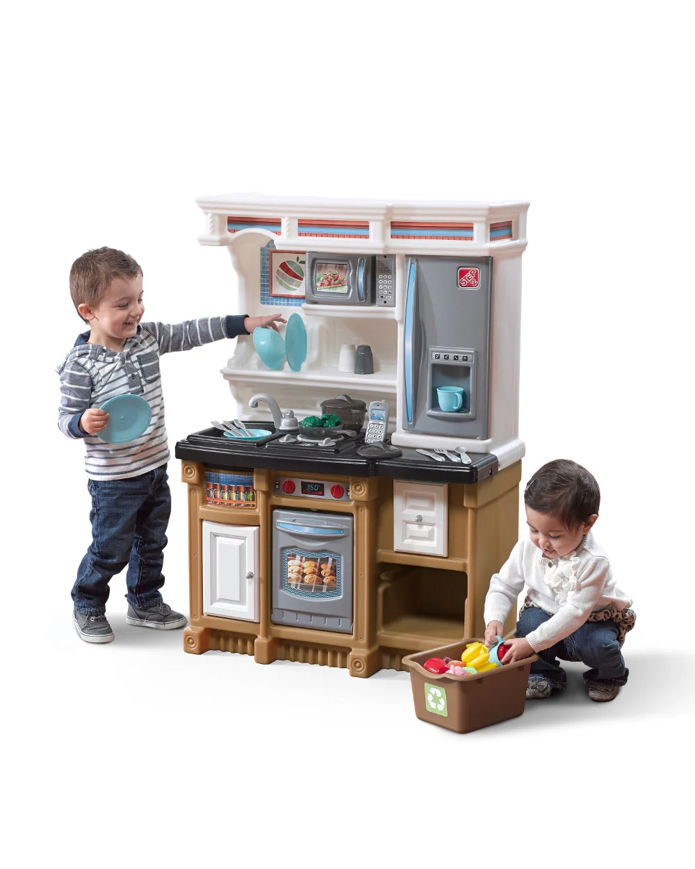 Step2 Lifestyle Custom Kitchen-Pretend & Play Toy-Electronic Stove & Microwave Sounds With Refrigerator & Sink-Includes 20‑Piece Accessory Set-24M+ - Image 13