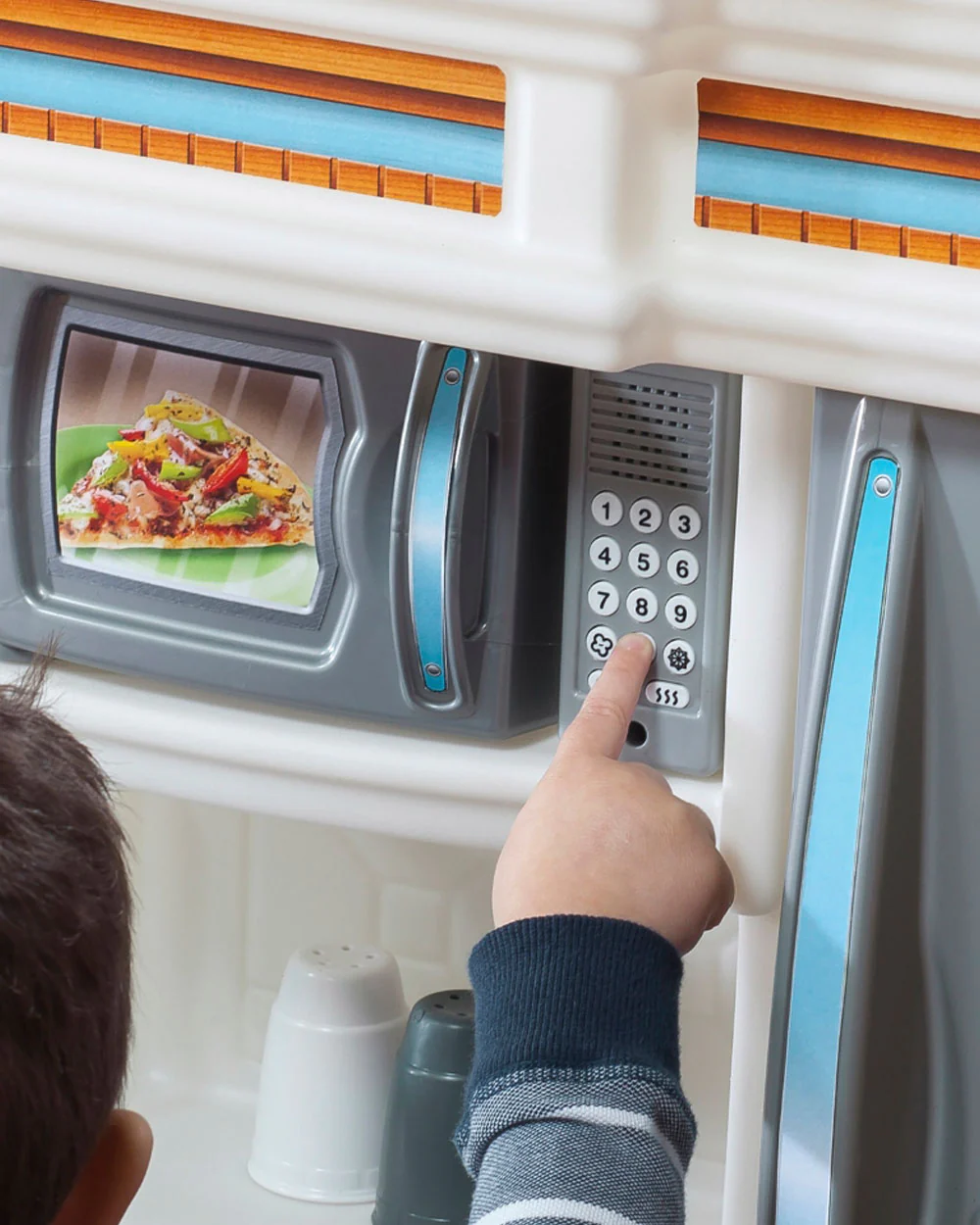 Step2 Lifestyle Custom Kitchen-Pretend & Play Toy-Electronic Stove & Microwave Sounds With Refrigerator & Sink-Includes 20‑Piece Accessory Set-24M+ - Image 7