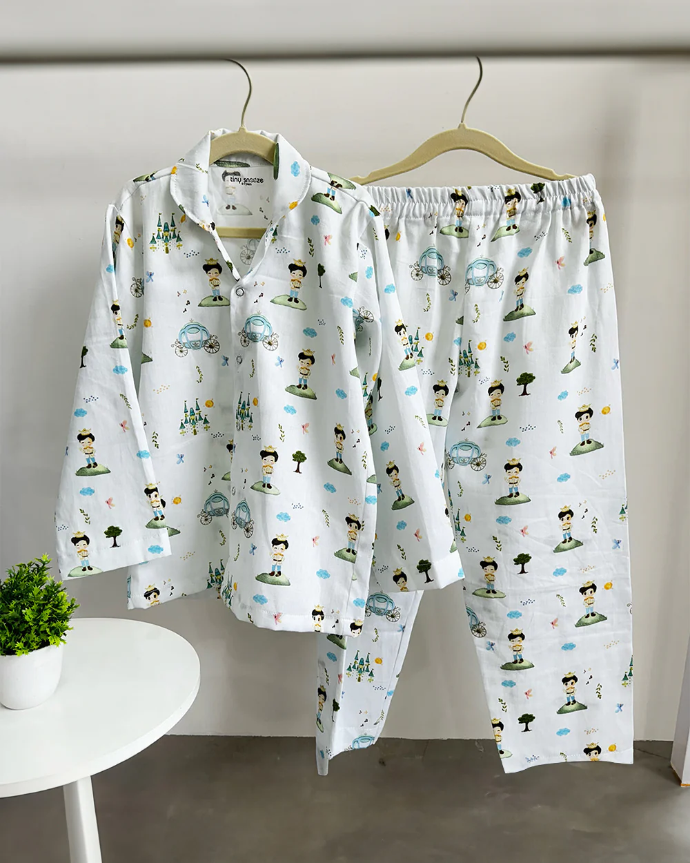 Tiny Snooze White Nightsuit-Prince-Organic Cotton-For Infants - Image 3
