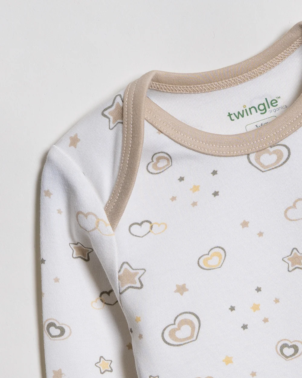 Twingle 100% Organic Cotton Bodysuit-Envelope Neck for Easy Dressing-Nickel Free Snaps-Long Sleeves-Hearts & Stars Print-White-For Infants - Image 3