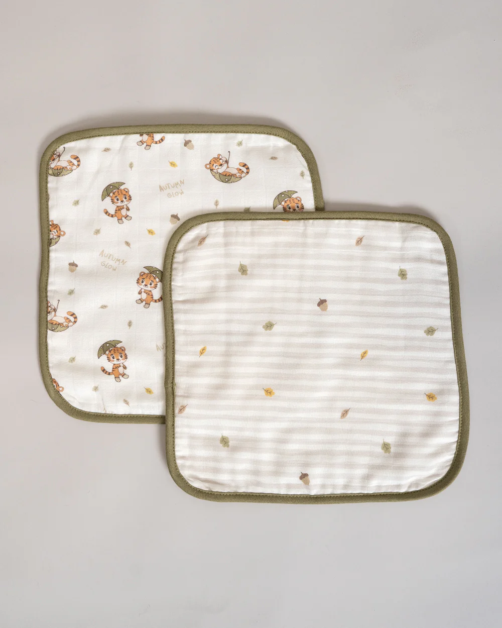 Twingle 100% Organic Muslin Wash Cloths-Soft Terry on the Back for maximum Absorbency-Built In Loop for Everyday Convenience-Roars & Autumn Print-Pack of 2-For Infants - Image 2
