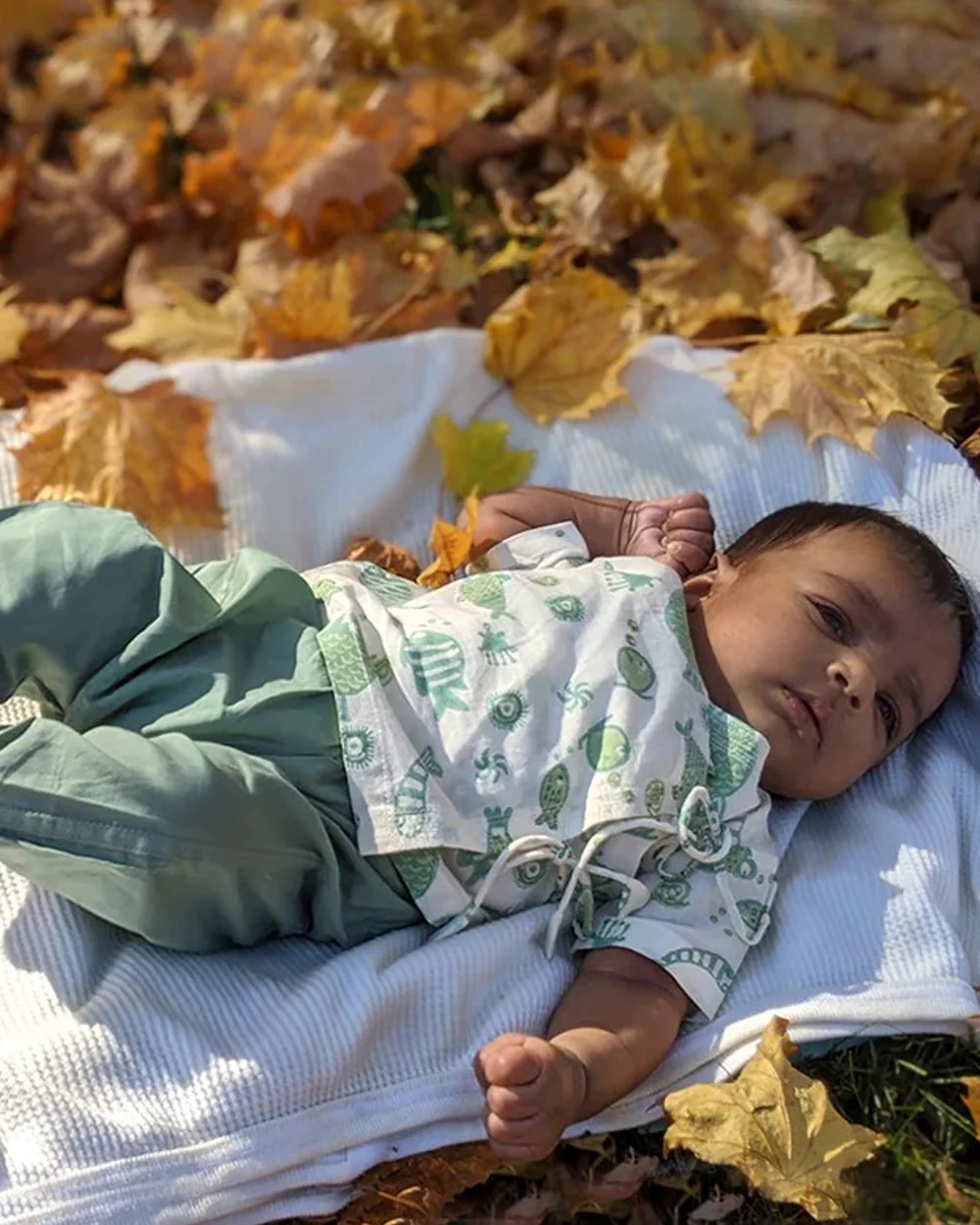 Whitewater Kids Green Jhabla-Half Sleeves-Animal Pattern-Organic Cotton-For Infants - Image 3
