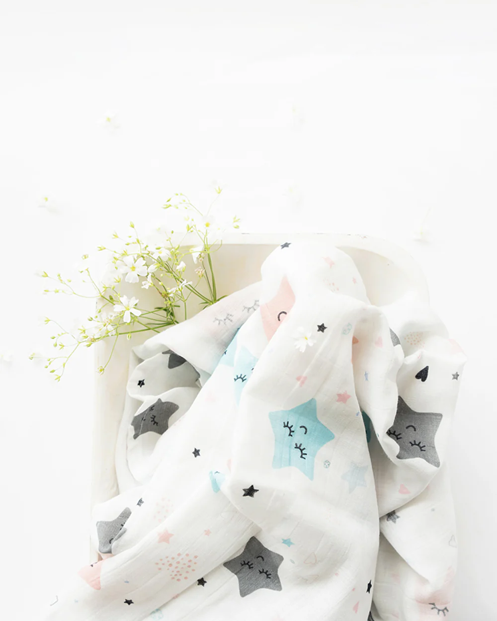 Yellow Doodle Twinkly Stars Baby New Born Gift Set-Pack Of 6-Gift For Baby Shower & Baby Birthday - Image 3